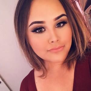 Meet your Posher, Joana